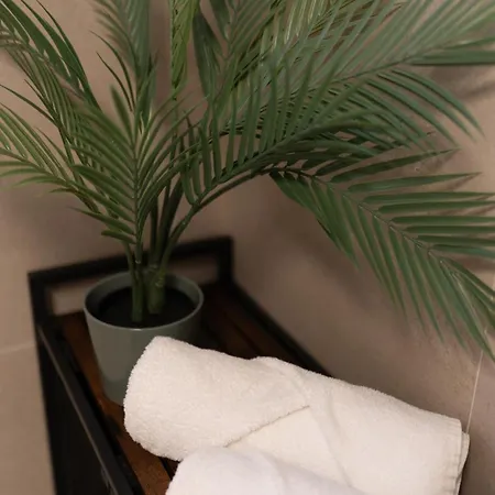 Apart79-indust Design I Garden With Terrace I Smart Tv I Free Parking I Free Wifi * Hamm (North Rhine-Westphalia)