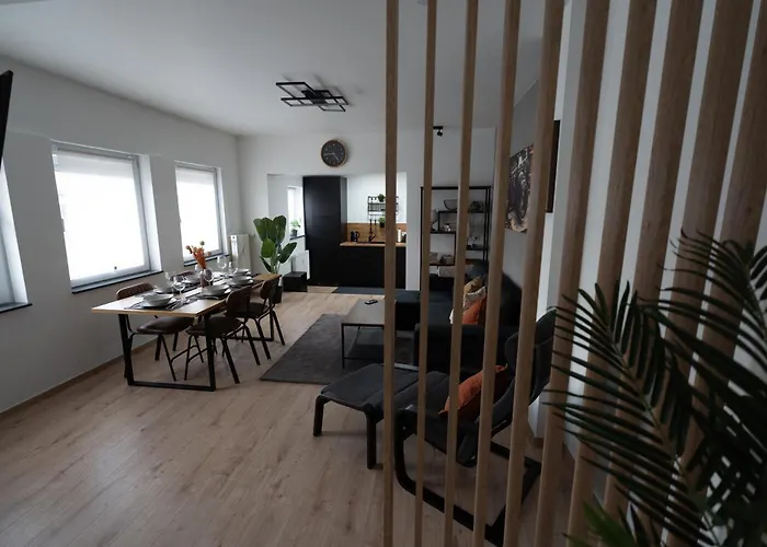 Apart79-indust Design I Garden With Terrace I Smart Tv I Free Parking I Free Wifi Appartement *