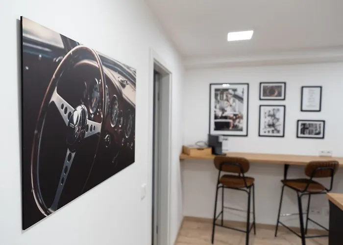 Appartement Apart79-indust Design I Garden With Terrace I Smart Tv I Free Parking I Free Wifi *