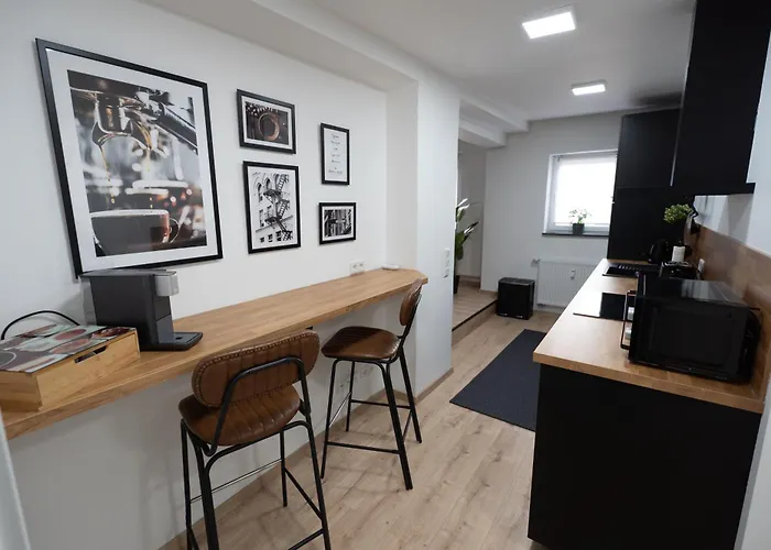 Apart79-indust Design I Garden With Terrace I Smart Tv I Free Parking I Free Wifi