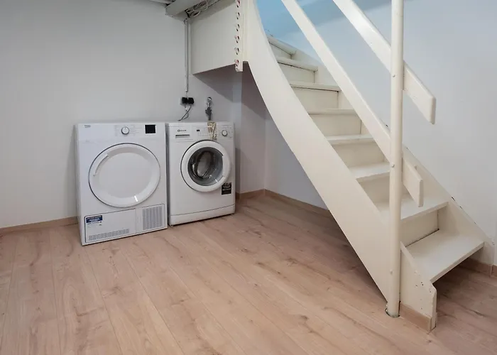 Apart79-indust Design I Garden With Terrace I Smart Tv I Free Parking I Free Wifi Appartement